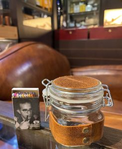 محفظه حمل توتون