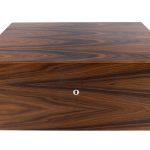 هنر و علم نگهداری سیگار برگ بازنگری جامع هومیدور Der Humidor Century Centurion؛ شاهکار مهندسی آلمان یا صرفاً یک جعبه گرانقیمت؟