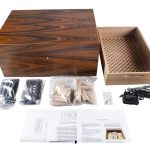 هنر و علم نگهداری سیگار برگ بازنگری جامع هومیدور Der Humidor Century Centurion؛ شاهکار مهندسی آلمان یا صرفاً یک جعبه گرانقیمت؟